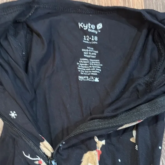 Kyte BABY Black Footies with Whimsical Deer Print - Picture 2 of 3